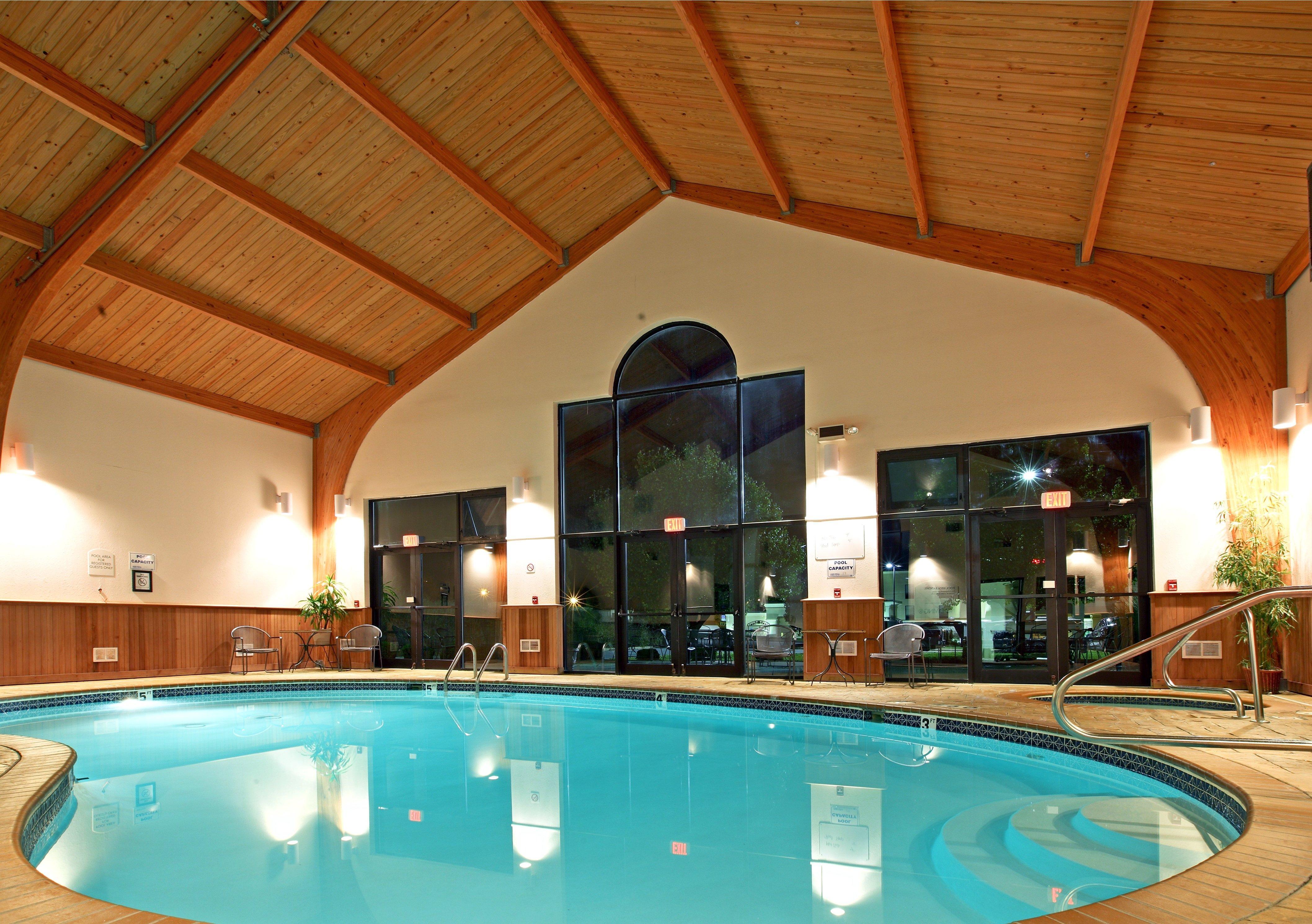 Holiday Inn Express Hotel & Suites Харрисон Экстерьер фото