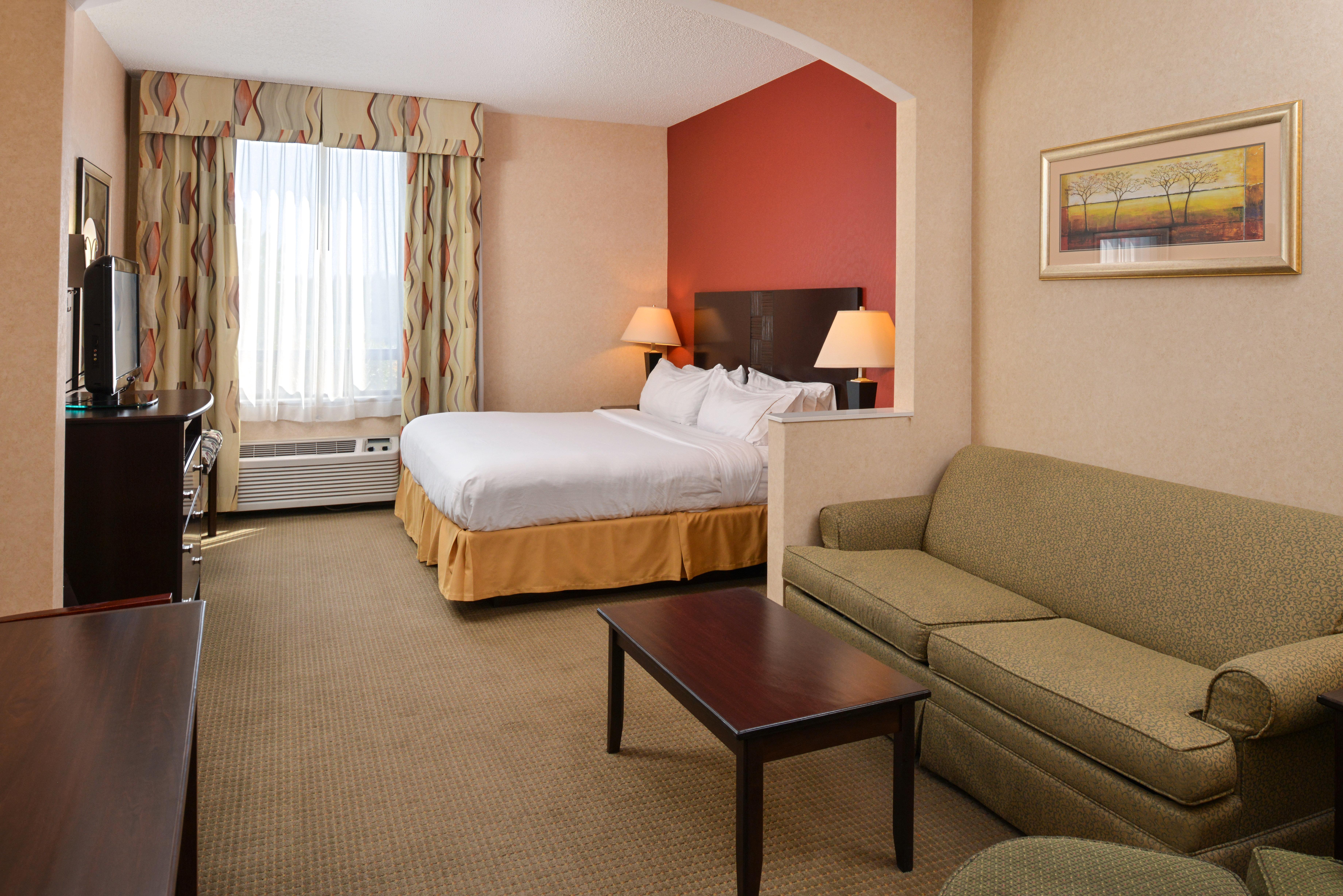 Holiday Inn Express Hotel & Suites Харрисон Экстерьер фото