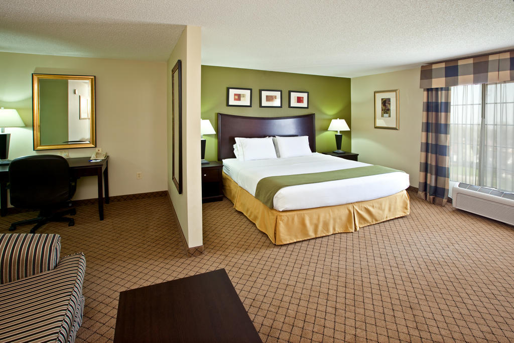 Holiday Inn Express Hotel & Suites Харрисон Экстерьер фото