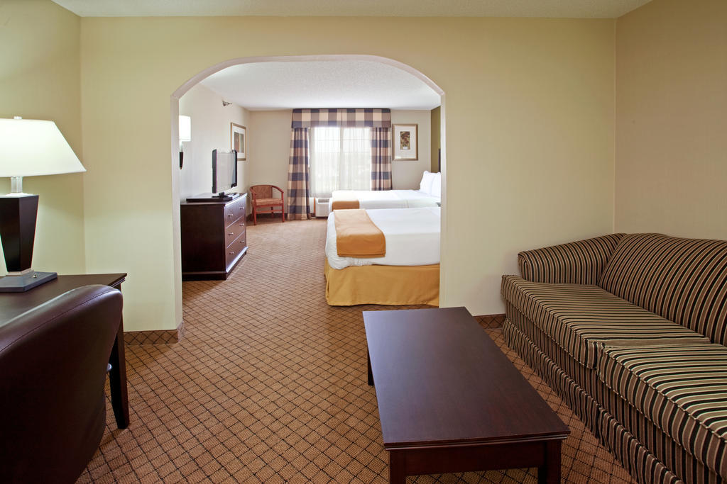 Holiday Inn Express Hotel & Suites Харрисон Экстерьер фото