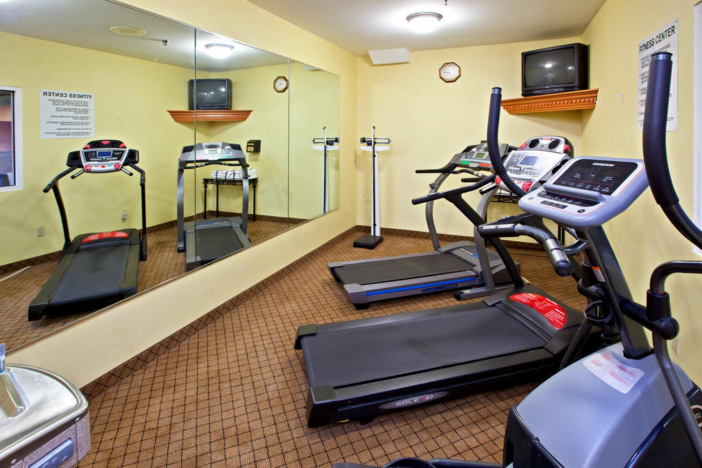 Holiday Inn Express Hotel & Suites Харрисон Экстерьер фото